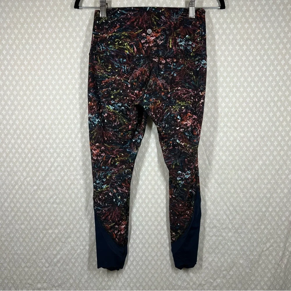Lululemon Blue Pink Flowerscent Wunder Under‎ Crop Scallop Leggings